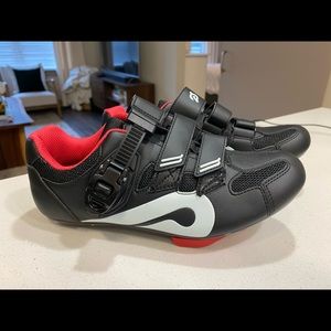 Peloton spin shoes